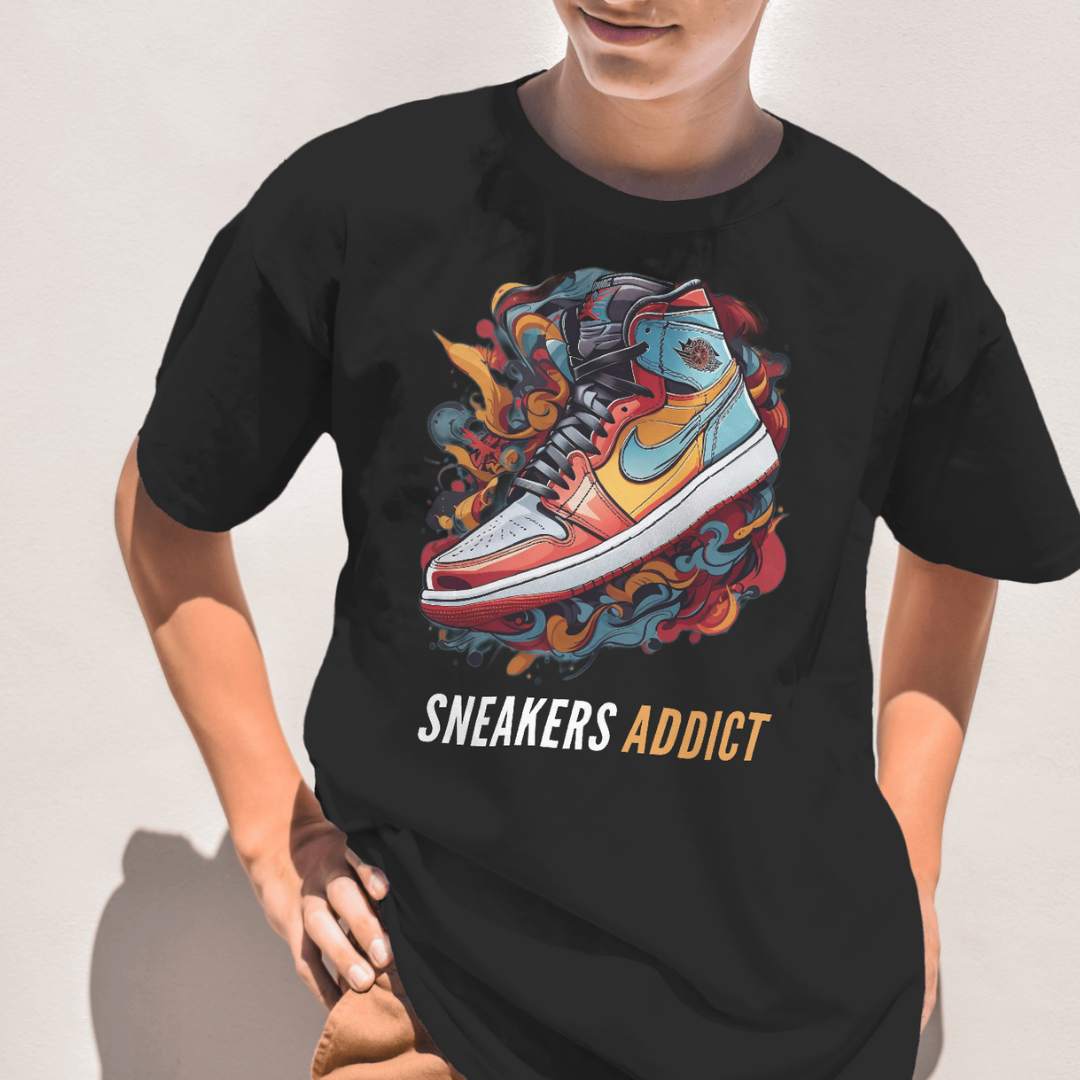 "SNEAKER ADDICT" Unisex Oversized Premium Cotton T-Shirt.